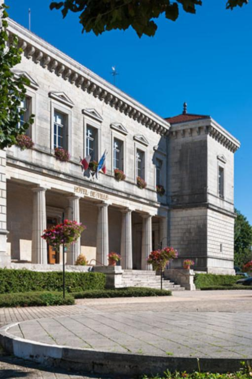 Vue sud-est © Jérôme Mongreville / Région Bourgogne-Franche-Comté, Inventaire du patrimoine - 2013