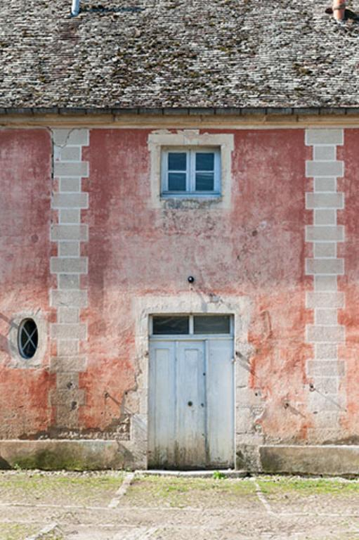 Détail de la partie centrale du bâtiment de dépendance © Jérôme Mongreville / Région Bourgogne-Franche-Comté, Inventaire du patrimoine - 2013