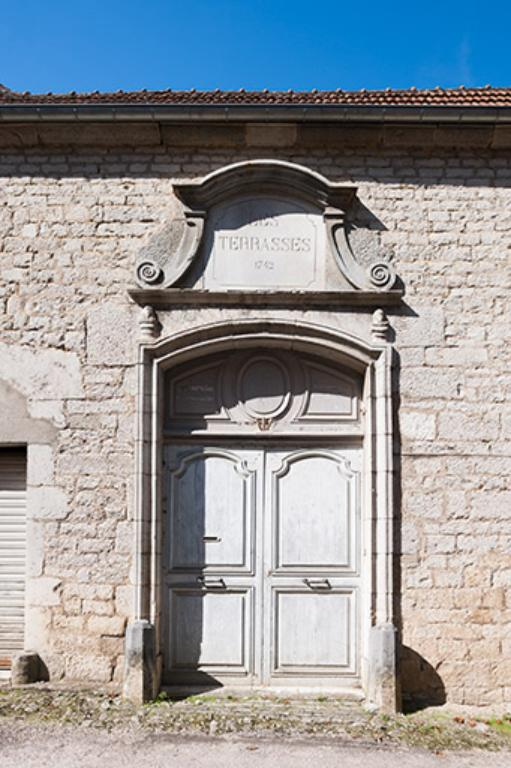 Porte du 6 rue du Bourg © Jérôme Mongreville / Région Bourgogne-Franche-Comté, Inventaire du patrimoine - 2013