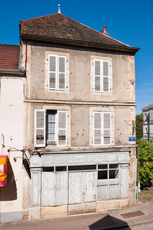 Façade sud © Jérôme Mongreville / Région Bourgogne-Franche-Comté, Inventaire du patrimoine - 2013 Façade sud © Jérôme Mongreville / Région Bourgogne-Franche-Comté, Inventaire du patrimoine - 2013