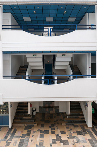 Détail d'escalier intérieur perpendiculaire à l'axe de la rue. © Jérôme Mongreville / Région Bourgogne-Franche-Comté, Inventaire du patrimoine - 2013