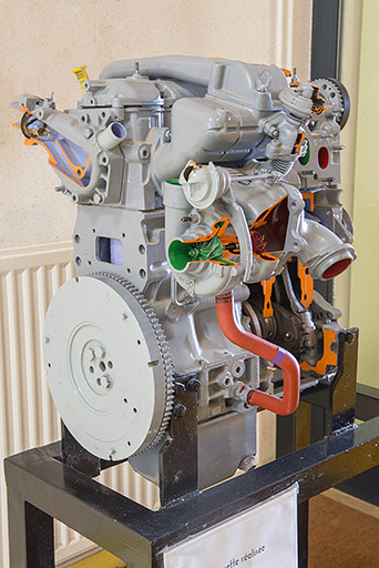 Bloc moteur écorché. © Mary Ruffinoni / Région Bourgogne-Franche-Comté, Inventaire du patrimoine - 2013