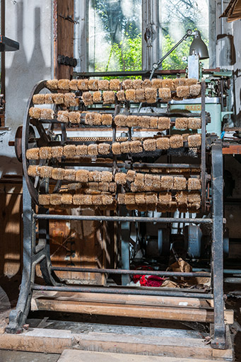 Machine à carder rotative. © Jérôme Mongreville / Région Bourgogne-Franche-Comté, Inventaire du patrimoine - 2014 Machine à carder rotative. © Jérôme Mongreville / Région Bourgogne-Franche-Comté, Inventaire du patrimoine - 2014