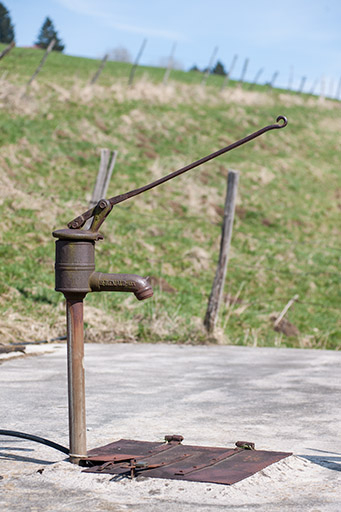 Pompe à eau Renaud, des Fontenelles. © Jérôme Mongreville / Région Bourgogne-Franche-Comté, Inventaire du patrimoine - 2014