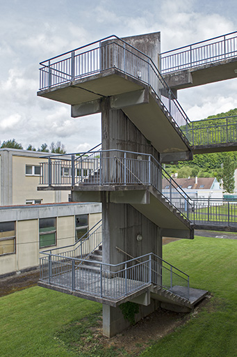 Escalier de l'internat. © Sonia Dourlot / Région Bourgogne-Franche-Comté, Inventaire du patrimoine - 2014