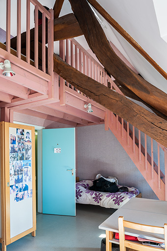 Internat, chambre. © Jérôme Mongreville / Région Bourgogne-Franche-Comté, Inventaire du patrimoine - 2014 Internat, chambre. © Jérôme Mongreville / Région Bourgogne-Franche-Comté, Inventaire du patrimoine - 2014