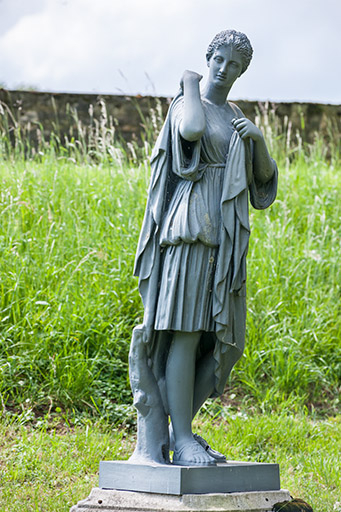 Diane de Gables, vue de trois quart. © Jérôme Mongreville / Région Bourgogne-Franche-Comté, Inventaire du patrimoine - 2014 Diane de Gables, vue de trois quart. © Jérôme Mongreville / Région Bourgogne-Franche-Comté, Inventaire du patrimoine - 2014