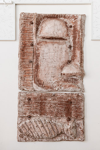 Oeuvre 1% artistique :  bas relief © Jérôme Mongreville / Région Bourgogne-Franche-Comté, Inventaire du patrimoine - 2014