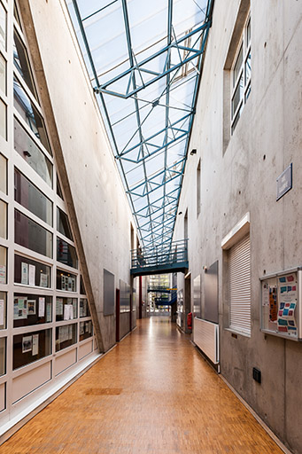 Rue galerie au rez-de chaussée de l'administration. © Jérôme Mongreville / Région Bourgogne-Franche-Comté, Inventaire du patrimoine - 2014