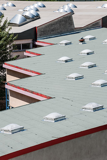 Toitures des deux ateliers : détail. © Jérôme Mongreville / Région Bourgogne-Franche-Comté, Inventaire du patrimoine - 2014