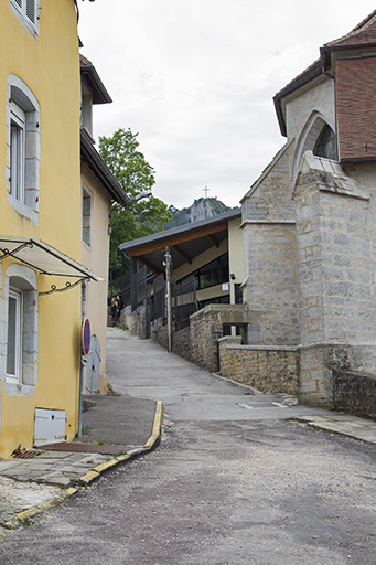 Aménagement du lycée sur la partie postérieure Est jouxtant le chevet de la chapelle des jacobins. © Sonia Dourlot / Région Bourgogne-Franche-Comté, Inventaire du patrimoine - 2014
