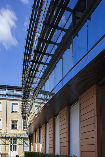  Aile Est : détail de la façade sur cour. © Sonia Dourlot / Région Bourgogne-Franche-Comté, Inventaire du patrimoine - 2014