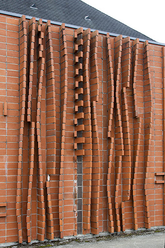 Détail du mur sud. Vue de trois-quart. © Sonia Dourlot / Région Bourgogne-Franche-Comté, Inventaire du patrimoine - 2014