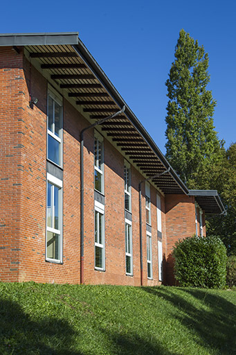 Façade postérieure est de l'internat. © Sonia Dourlot / Région Bourgogne-Franche-Comté, Inventaire du patrimoine - 2014