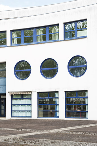 Détail de la façade postérieure sud de l'externat. © Mary Ruffinoni / Région Bourgogne-Franche-Comté, Inventaire du patrimoine - 2014