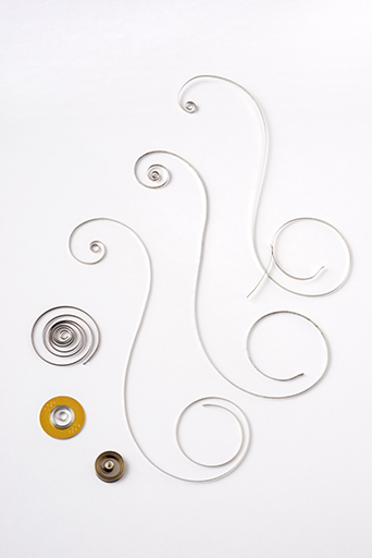 Barillet démonté et ressorts moteurs. © Sonia Dourlot / Région Bourgogne-Franche-Comté, Inventaire du patrimoine - 2015