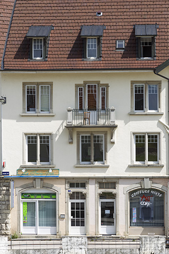 Façade antérieure : travées principales. © Sonia Dourlot / Région Bourgogne-Franche-Comté, Inventaire du patrimoine - 2015 Façade antérieure : travées principales. © Sonia Dourlot / Région Bourgogne-Franche-Comté, Inventaire du patrimoine - 2015