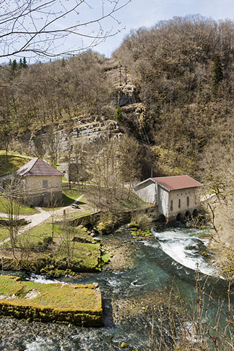 Vue d'ensemble plongeante depuis le sud. © Jérôme Mongreville / Région Bourgogne-Franche-Comté, Inventaire du patrimoine - 2015
