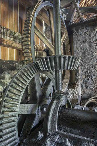 Machine soufflante. Détail des engrenages de la transmission. © Jérôme Mongreville / Région Bourgogne-Franche-Comté, Inventaire du patrimoine - 2015