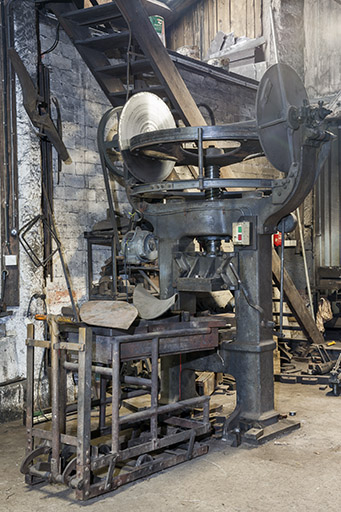 Balancier à friction et sa desserte. © Jérôme Mongreville / Région Bourgogne-Franche-Comté, Inventaire du patrimoine - 2015