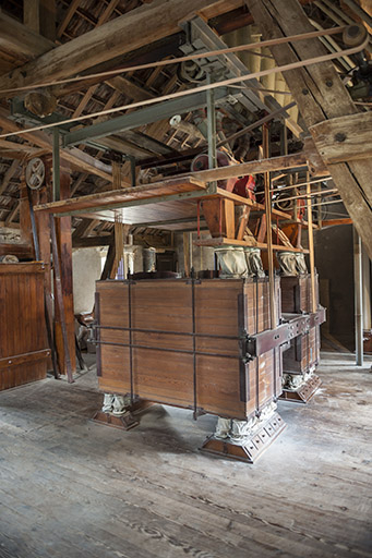 Troisième étage. Plansichter double Nehlig, Heuser et Cie. © Jérôme Mongreville / Région Bourgogne-Franche-Comté, Inventaire du patrimoine - 2015