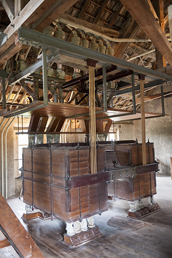 Troisième étage. Vue d'ensemble du plansichter double Nehlig, Heuser et Cie. © Jérôme Mongreville / Région Bourgogne-Franche-Comté, Inventaire du patrimoine - 2015