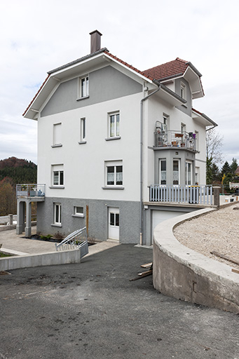 Maison : façade latérale gauche. © Jérôme Mongreville / Région Bourgogne-Franche-Comté, Inventaire du patrimoine - 2015 Maison : façade latérale gauche. © Jérôme Mongreville / Région Bourgogne-Franche-Comté, Inventaire du patrimoine - 2015