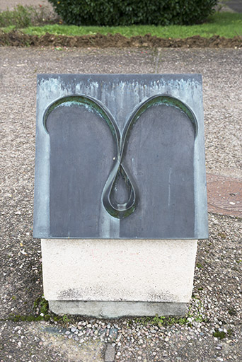 Détail d'une stèle : Ariès. Le bélier. © Mary Ruffinoni / Région Bourgogne-Franche-Comté, Inventaire du patrimoine - 2015