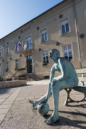Façade principale de la mairie. © Sonia Dourlot / Région Bourgogne-Franche-Comté, Inventaire du patrimoine - 2015