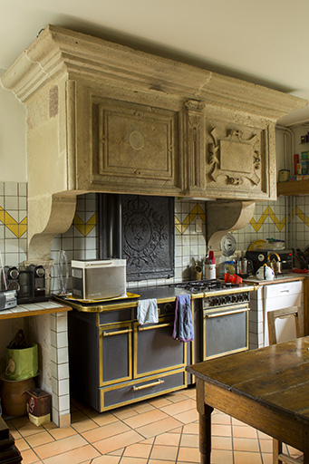 La cuisine avec sa cheminée. © Sonia Dourlot / Région Bourgogne-Franche-Comté, Inventaire du patrimoine - 2015