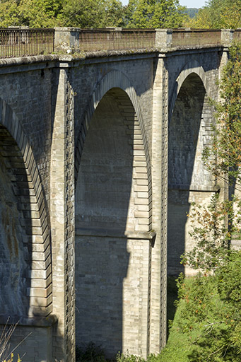 Vue sur les arches. © Sonia Dourlot / Région Bourgogne-Franche-Comté, Inventaire du patrimoine - 2015