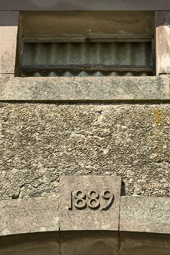 date portée © Sonia Dourlot / Région Bourgogne-Franche-Comté, Inventaire du patrimoine - 2015