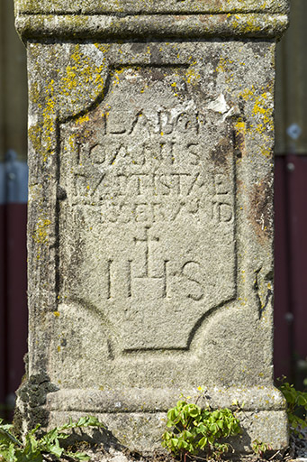 Détail de la croix. © Sonia Dourlot / Région Bourgogne-Franche-Comté, Inventaire du patrimoine - 2015