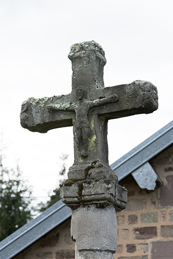 Détail de la croix située rue des Capucines : le Christ. © Sonia Dourlot / Région Bourgogne-Franche-Comté, Inventaire du patrimoine - 2015 Détail de la croix située rue des Capucines : le Christ. © Sonia Dourlot / Région Bourgogne-Franche-Comté, Inventaire du patrimoine - 2015