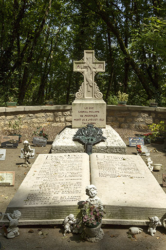 tombeau © Sonia Dourlot / Région Bourgogne-Franche-Comté, Inventaire du patrimoine - 2015