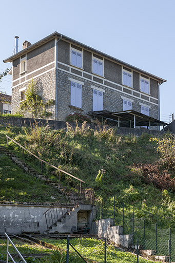 Maison de célibataires. Vue postérieure de trois quarts. © Jérôme Mongreville / Région Bourgogne-Franche-Comté, Inventaire du patrimoine - 2016