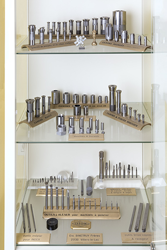 Exemples de produits fabriqués par l'entreprise. © Sonia Dourlot / Région Bourgogne-Franche-Comté, Inventaire du patrimoine - 2016 Exemples de produits fabriqués par l'entreprise. © Sonia Dourlot / Région Bourgogne-Franche-Comté, Inventaire du patrimoine - 2016