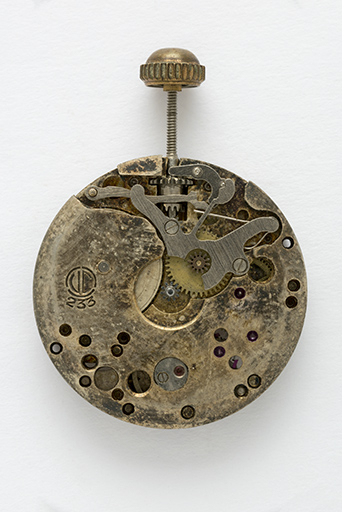 Mouvement Cupillard VC 233 : face côté cadran. © Sonia Dourlot / Région Bourgogne-Franche-Comté, Inventaire du patrimoine - 2016 Mouvement Cupillard VC 233 : face côté cadran. © Sonia Dourlot / Région Bourgogne-Franche-Comté, Inventaire du patrimoine - 2016