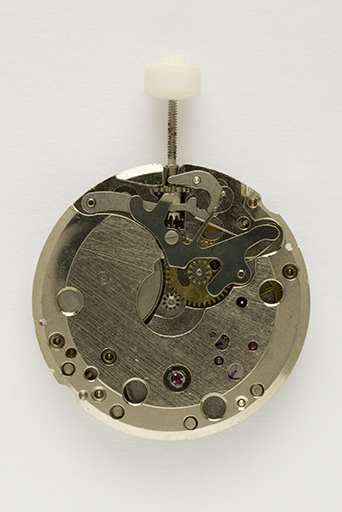 Mouvement France Ebauches FE 233-68-E-21 : face côté cadran. © Sonia Dourlot / Région Bourgogne-Franche-Comté, Inventaire du patrimoine - 2016