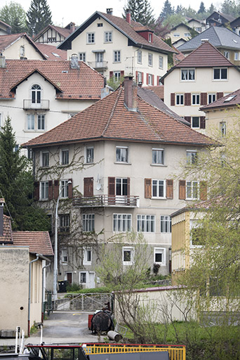 Vue d'ensemble, depuis le sud-est (façade sur la rue du Doubs). © Sonia Dourlot / Région Bourgogne-Franche-Comté, Inventaire du patrimoine - 2016 Vue d'ensemble, depuis le sud-est (façade sur la rue du Doubs). © Sonia Dourlot / Région Bourgogne-Franche-Comté, Inventaire du patrimoine - 2016