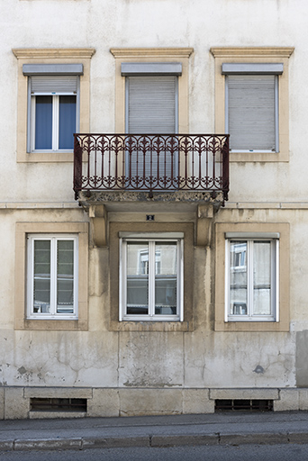 Façade antérieure : travées centrales. © Sonia Dourlot / Région Bourgogne-Franche-Comté, Inventaire du patrimoine - 2016