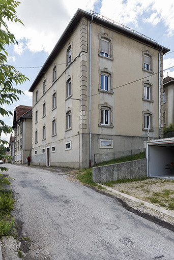 Façades antérieure et latérale droite. © Sonia Dourlot / Région Bourgogne-Franche-Comté, Inventaire du patrimoine - 2016