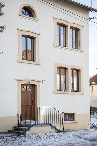 Façade antérieure : partie droite. © Sonia Dourlot / Région Bourgogne-Franche-Comté, Inventaire du patrimoine - 2016