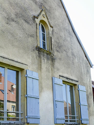 Façade postérieure : vue rapprochée. © Jérôme Mongreville / Région Bourgogne-Franche-Comté, Inventaire du patrimoine - 2016