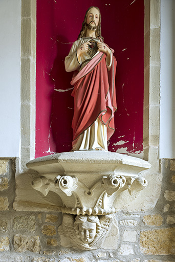 Vue générale de la statue de Sainte Catherine. © Sonia Dourlot / Région Bourgogne-Franche-Comté, Inventaire du patrimoine - 2016 Vue générale de la statue de Sainte Catherine. © Sonia Dourlot / Région Bourgogne-Franche-Comté, Inventaire du patrimoine - 2016