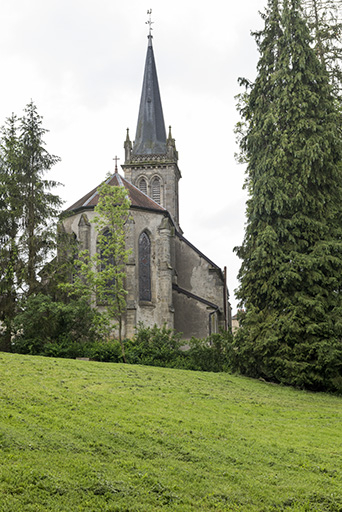 L'église depuis le parc du château. © Sonia Dourlot / Région Bourgogne-Franche-Comté, Inventaire du patrimoine - 2016 L'église depuis le parc du château. © Sonia Dourlot / Région Bourgogne-Franche-Comté, Inventaire du patrimoine - 2016