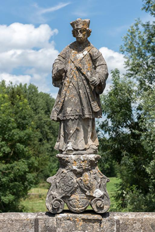 Saint Jean Népomucène de face © Sonia Dourlot / Région Bourgogne-Franche-Comté, Inventaire du patrimoine - 2016 Saint Jean Népomucène de face © Sonia Dourlot / Région Bourgogne-Franche-Comté, Inventaire du patrimoine - 2016