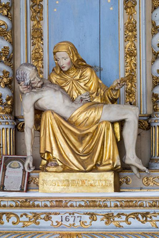 Statue en plâtre polychrome du retable: Vierge de Pitié. © Jérôme Mongreville / Région Bourgogne-Franche-Comté, Inventaire du patrimoine - 2016