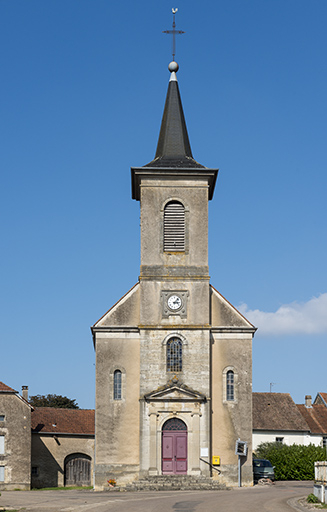 L'édifice depuis la Grande rue. © Jérôme Mongreville / Région Bourgogne-Franche-Comté, Inventaire du patrimoine - 2016 L'édifice depuis la Grande rue. © Jérôme Mongreville / Région Bourgogne-Franche-Comté, Inventaire du patrimoine - 2016
