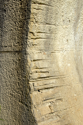 Témoins du halage. © Sonia Dourlot / Région Bourgogne-Franche-Comté, Inventaire du patrimoine - 2016 Témoins du halage. © Sonia Dourlot / Région Bourgogne-Franche-Comté, Inventaire du patrimoine - 2016